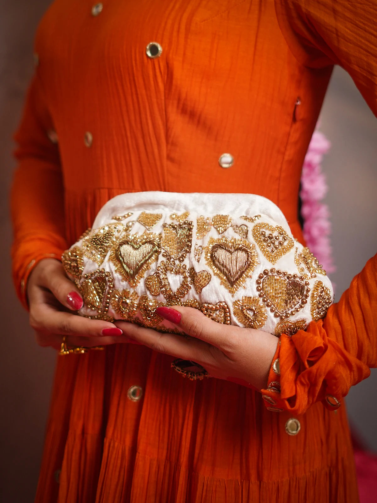 Dilruba White Batua Bag