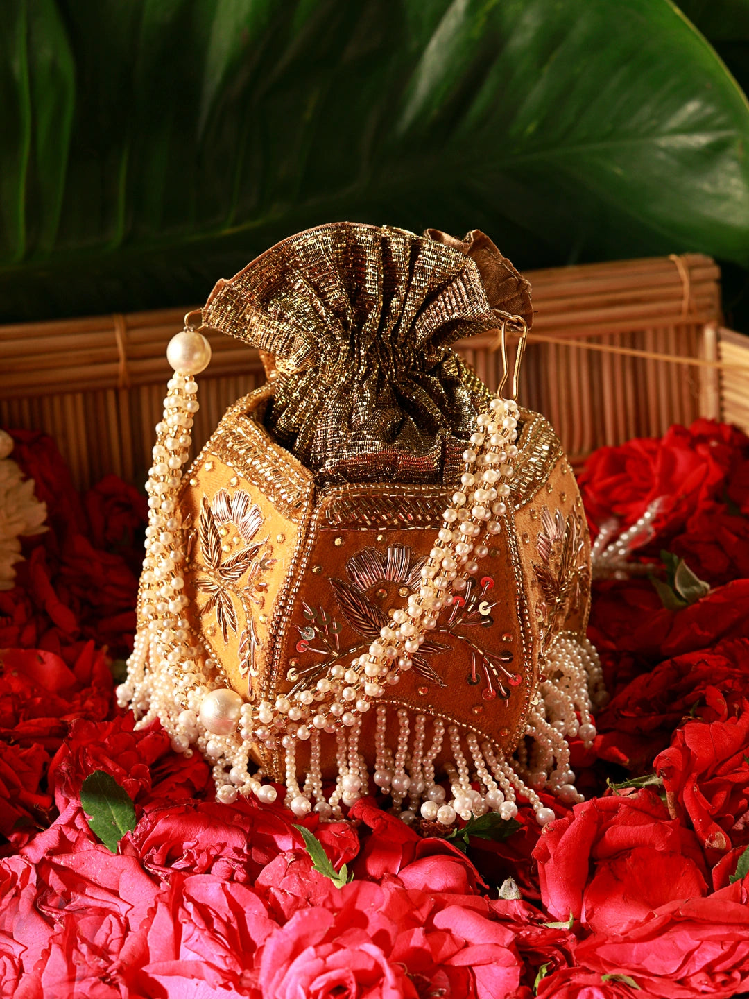 Heer Mahal Potli