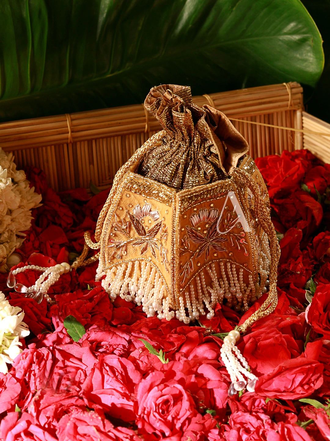 Heer Mahal Potli