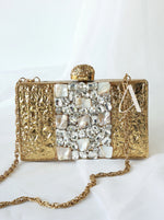 Kanvikaa Embroidered Clutch