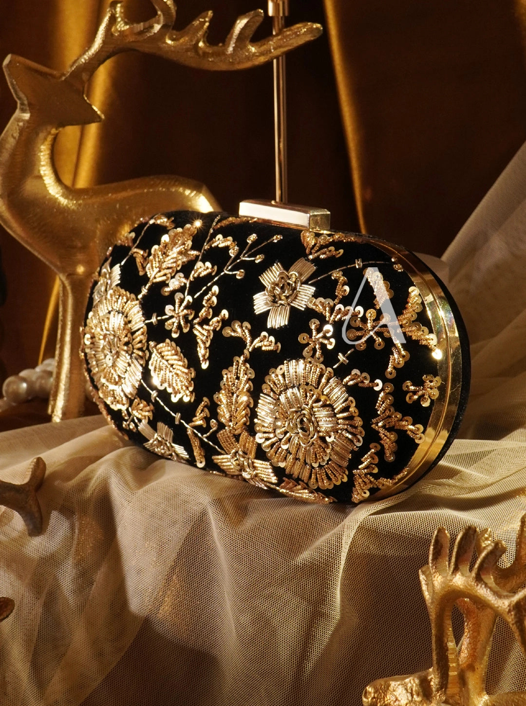 Khusbir Designer Clutch