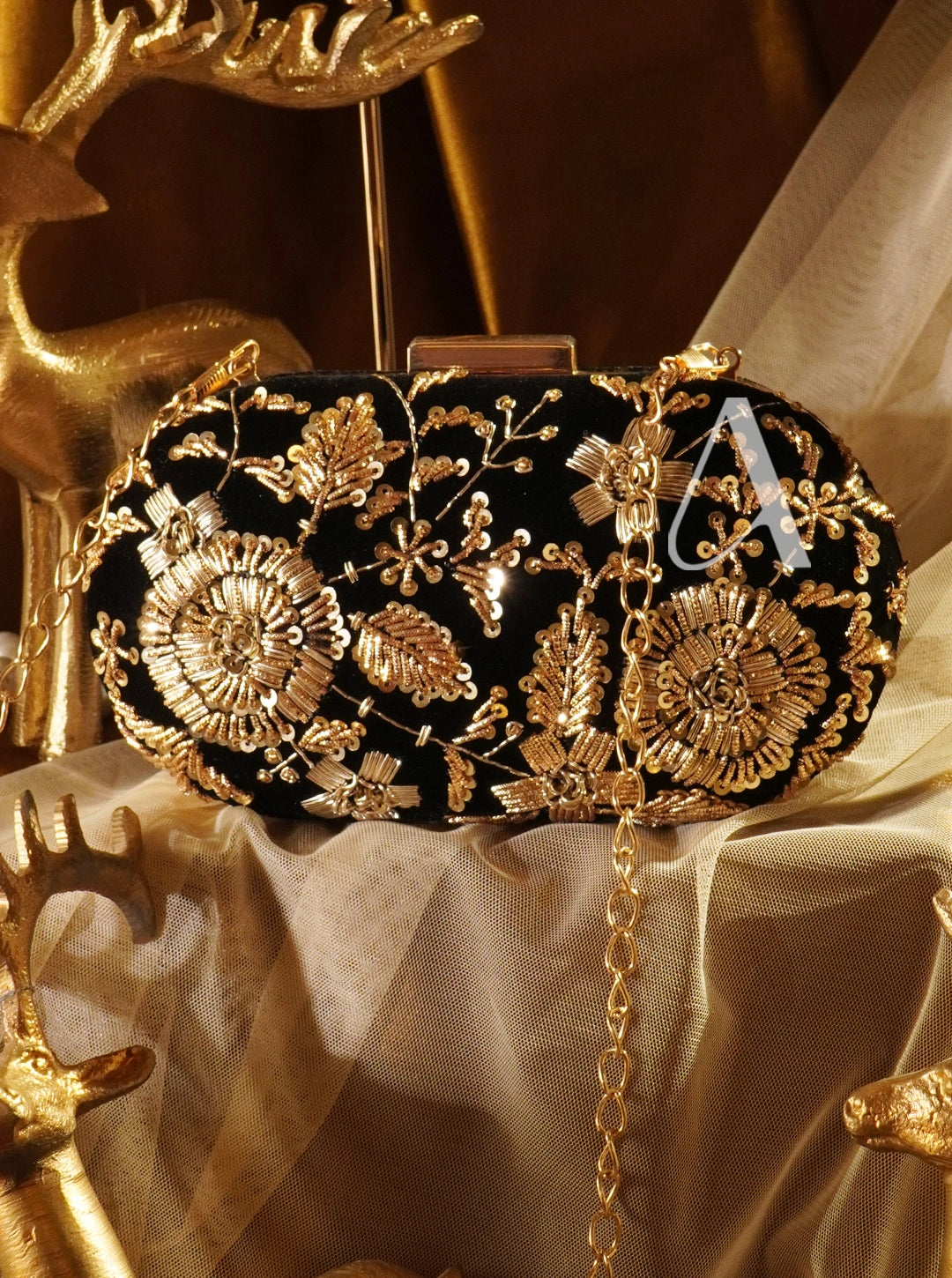 Khusbir Designer Clutch