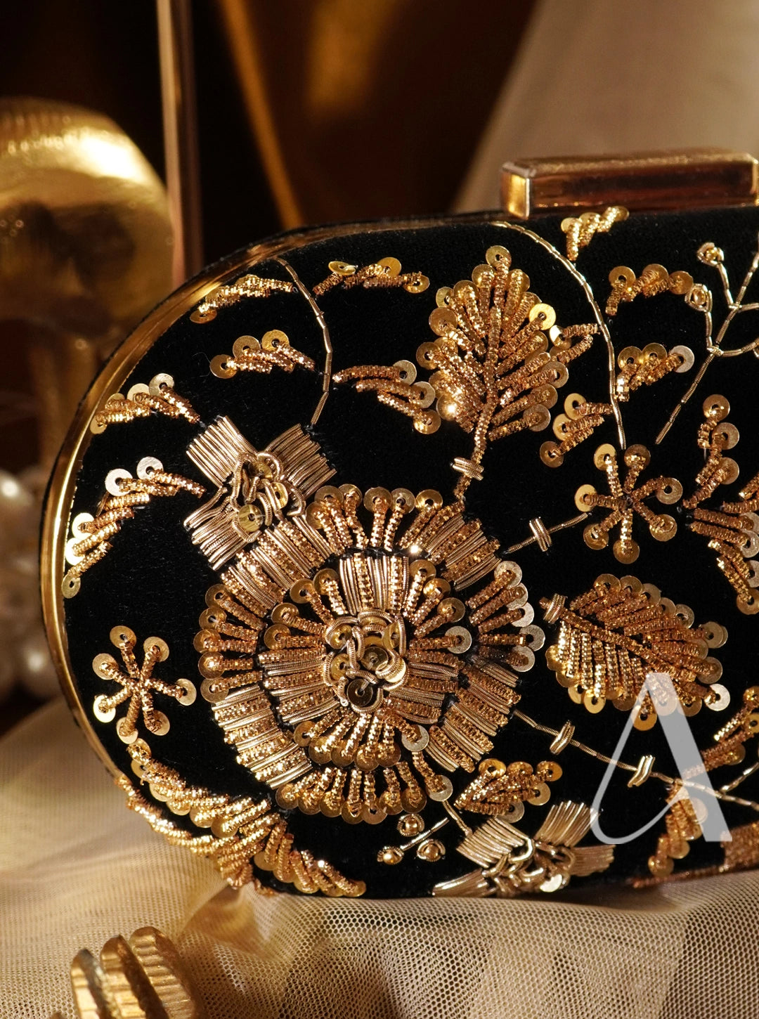 Khusbir Designer Clutch