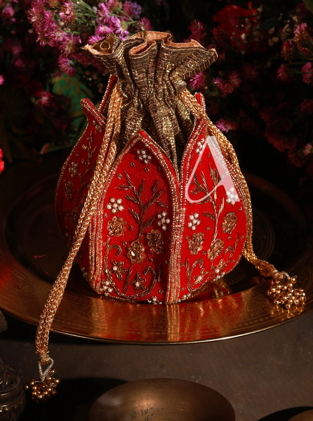 Kumudini Elegant Clutch