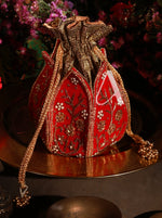 Kumudini Elegant Clutch