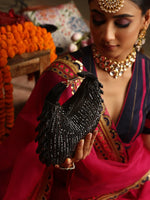 Zoya